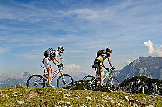 山地车手,骑自行车,山,山脉,背影,提洛尔,奥地利,欧洲