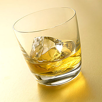 威士忌酒,冰