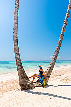 海滩,干盐湖,蓬塔卡纳,多米尼加共和国,女人,高,棕榈树