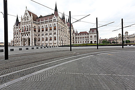 交通上的塞切尼链桥在匈牙利首都布达佩斯