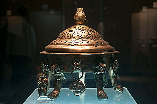 西安法门寺藏品鎏金铜熏炉
