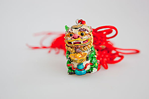 中國(guó)結(jié)，年獸