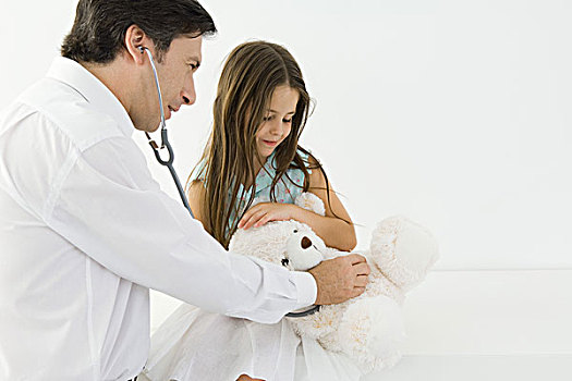 医生,坐,小女孩,检查,泰迪熊,听诊器