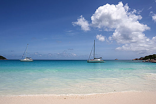 拉齐奥,海滩,帆船,蓝绿色海水,普拉兰岛,塞舌尔,非洲