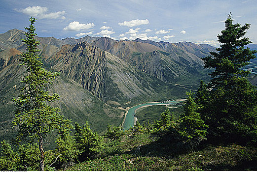 加拿大西北地区,加拿大