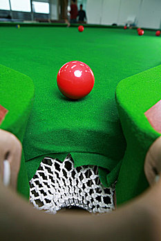红色,台球,正面,角,绿色,桌子