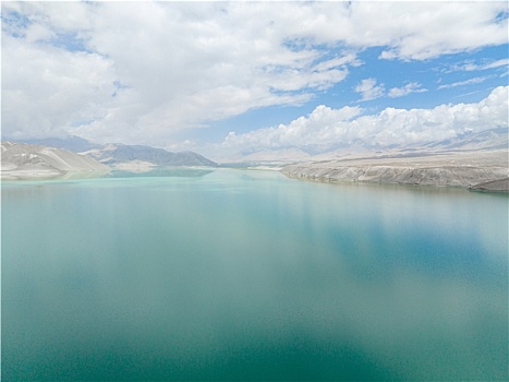 航拍新疆白沙湖