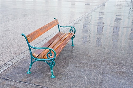 孤单,湿,长椅