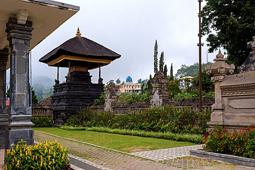 普拉布拉坦寺