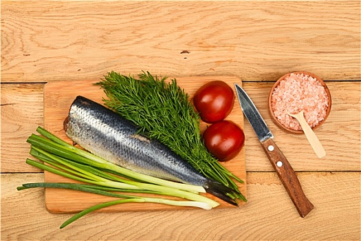 青鱼,一对,肉片,蔬菜,木桌子