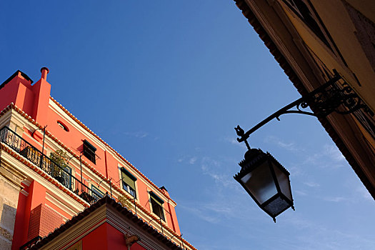 葡萄牙里斯本城市街头与路灯