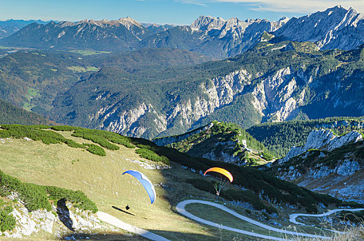 一对,翱翔,巴伐利亚阿尔卑斯山,山