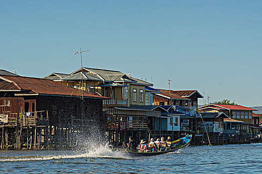 缅甸,掸邦,茵莱湖,传统,漂浮,房子,游船,比赛,过去