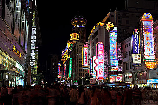 上海南京路步行街,夜景