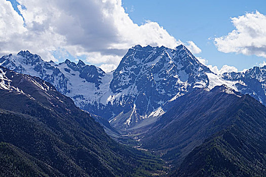 云南梅里雪山