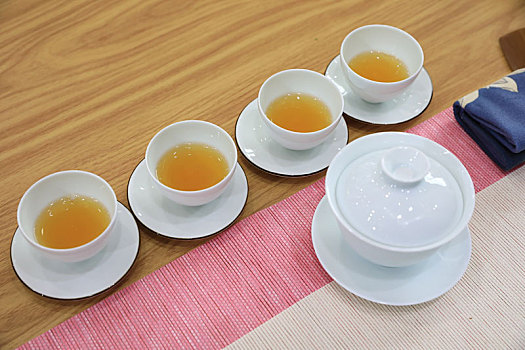 茶具和茶壶
