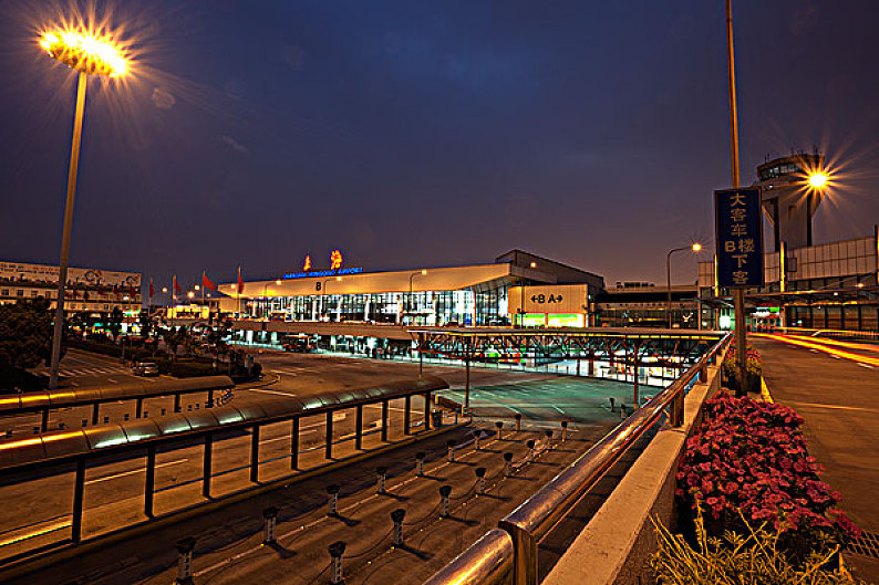 上海虹桥机场航站楼夜景_高清图片_全景视觉