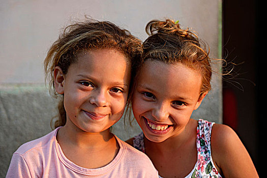 两个女孩,头像,巴西,南美,慈善
