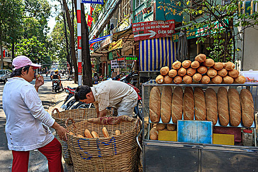 街头摊贩,面包,出售,西贡,胡志明市,越南,印度支那,东南亚,东方,亚洲