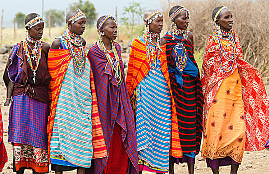 安伯塞利国家公园,肯尼亚,马萨伊人,女人,乡村