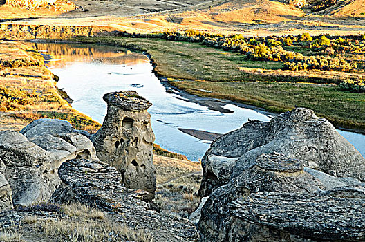 怪岩柱,牛奶河,文字,石头,省立公园,国家,艾伯塔省,加拿大