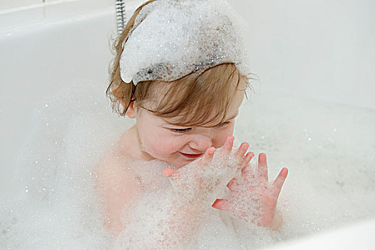 女孩,15个月,玩,泡沫,浴缸