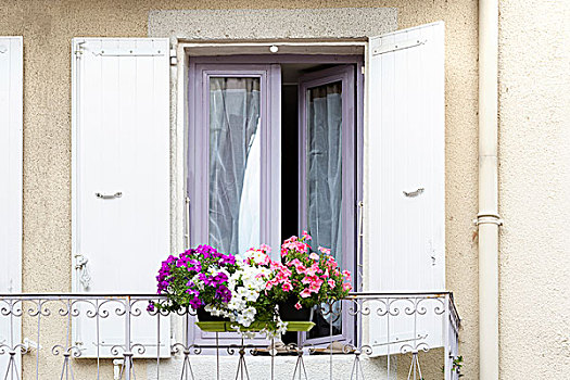 窗口,法国