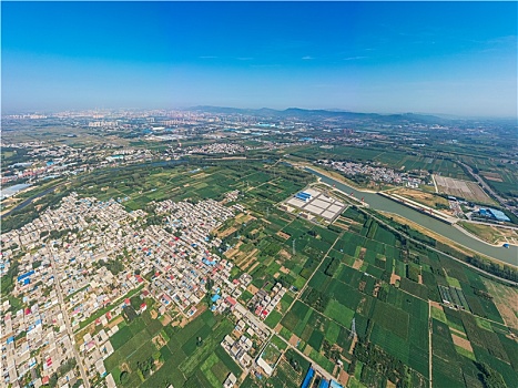 河南省平顶山市,航拍沙河复航工程平顶山港,港区港口装卸平台堆场及航道泊位