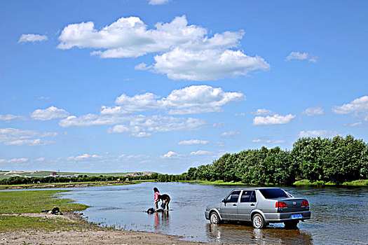 内蒙古呼伦贝尔鄂温克族旗伊敏河畔