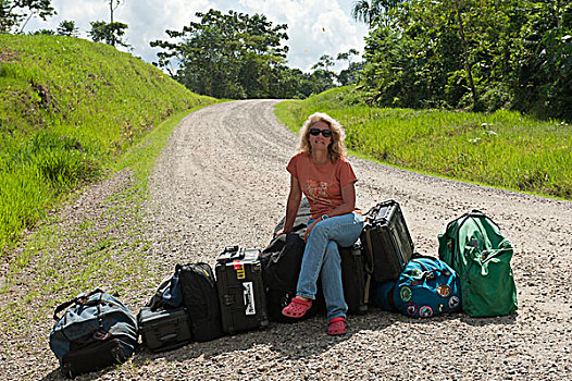 坐,女人,油,道路,国家公园,照相机,亚马逊雨林,厄瓜多尔