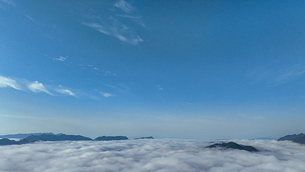 重庆酉阳,雨后浓雾又见,酉阳蓝