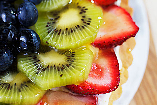 蓝莓,猕猴桃,草莓,点心