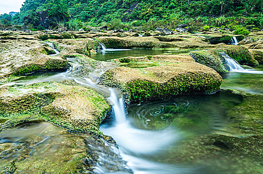 广西鹿寨香桥岩溶国家4a级地质公园响水景区瀑布风光