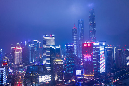 雨夜航拍上海陆家嘴和外滩