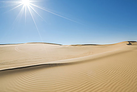 阿拉善盟的丹巴吉林沙漠