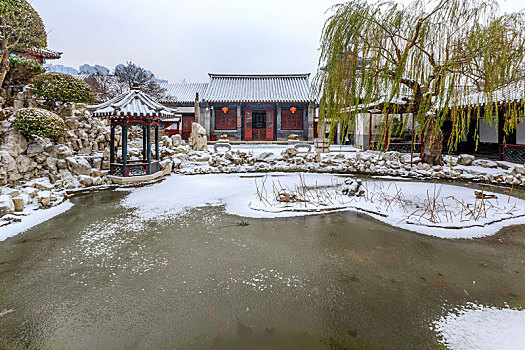 中国山东省潍坊市十笏园雪景