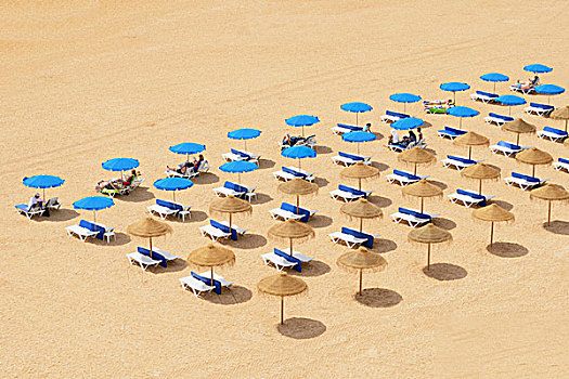 沙滩椅,伞,排,海滩,阿尔布斐拉,阿尔加维,葡萄牙