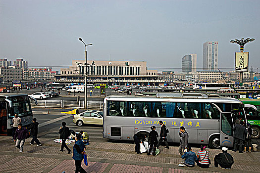 公交车站,大连,中国
