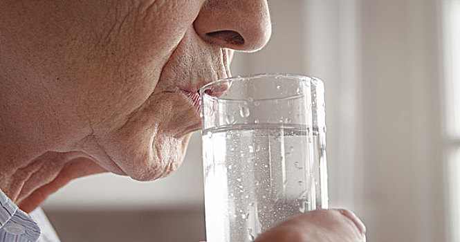老年,女人,饮用水,玻璃,在家