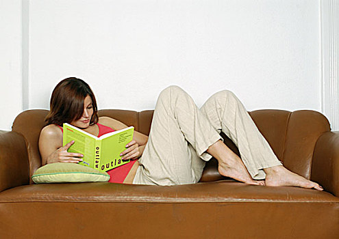女人,躺着,沙发,读,书本