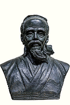 东汉末医学家华佗塑像,华佗中医药文化博物馆
