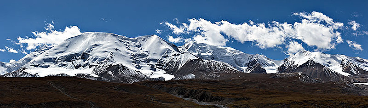 阿尼玛卿山