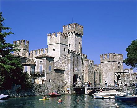 城堡,加尔达湖,意大利