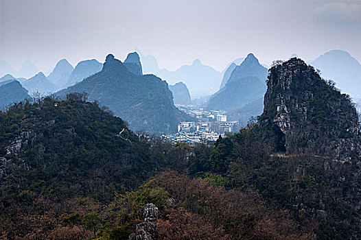 广西桂林岩溶峰林景观
