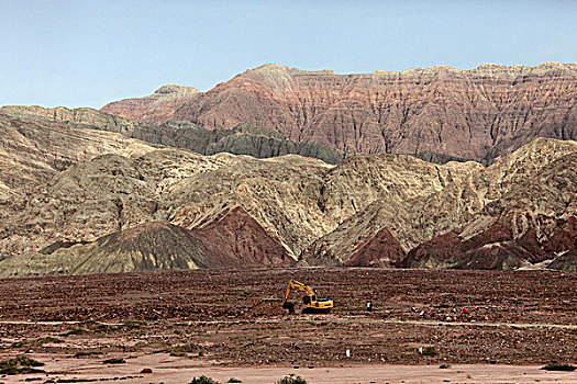 伽师县西克尔大峡谷,勒亚依力塔格山化石沟