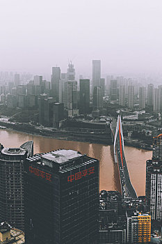 重庆大桥与市中心全景