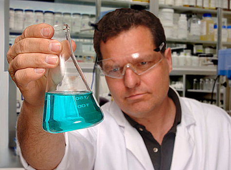 化学家,拿着,锥形烧瓶,蓝色,化学品