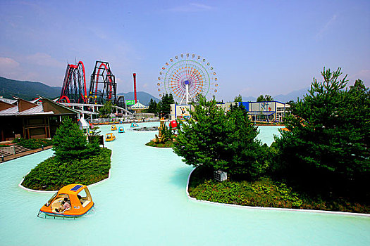 日本著名富士急游乐园