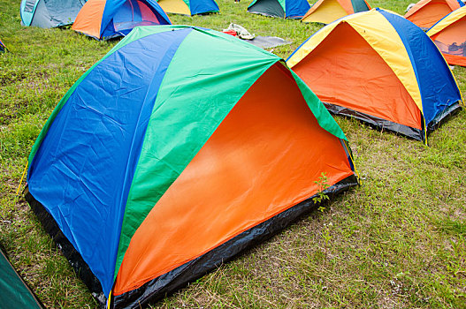 户外露营地的帐篷