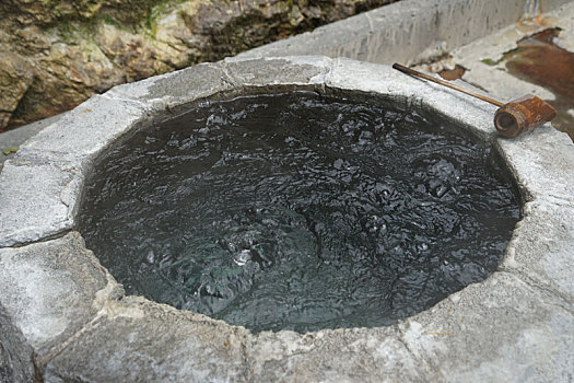 腾冲火山温泉